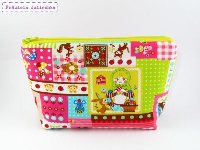 Kosmetiktasche "Matroschka & Freunde"