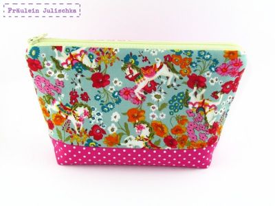 Kosmetiktasche "Blumenwiese & Zirkuspferde"