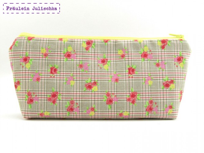 Blümchen Kosmetiktasche Aus Baumwolle – 17,5x10,5x10 Cm, Rosa Mit Blumenmuster, Reißverschluss, Inkl. Haargummi